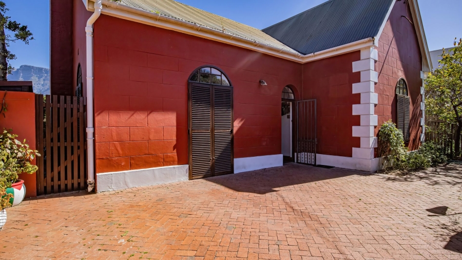 3 Bedroom Property for Sale in Mowbray Western Cape